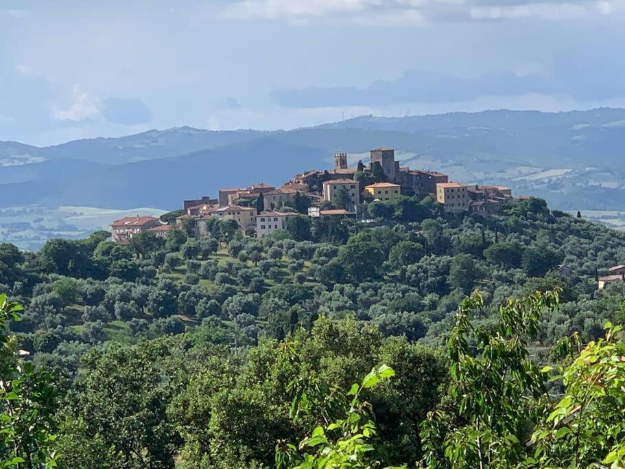 Inn Piazza In Montemerano, The Heart Of Tuscany 外观 照片