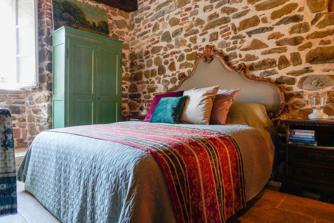 Inn Piazza In Montemerano, The Heart Of Tuscany 外观 照片